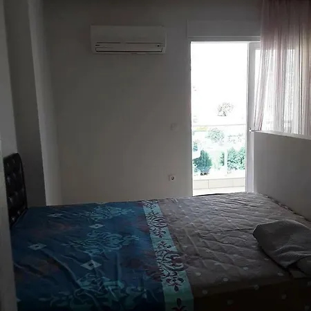 Orange2 Apartment